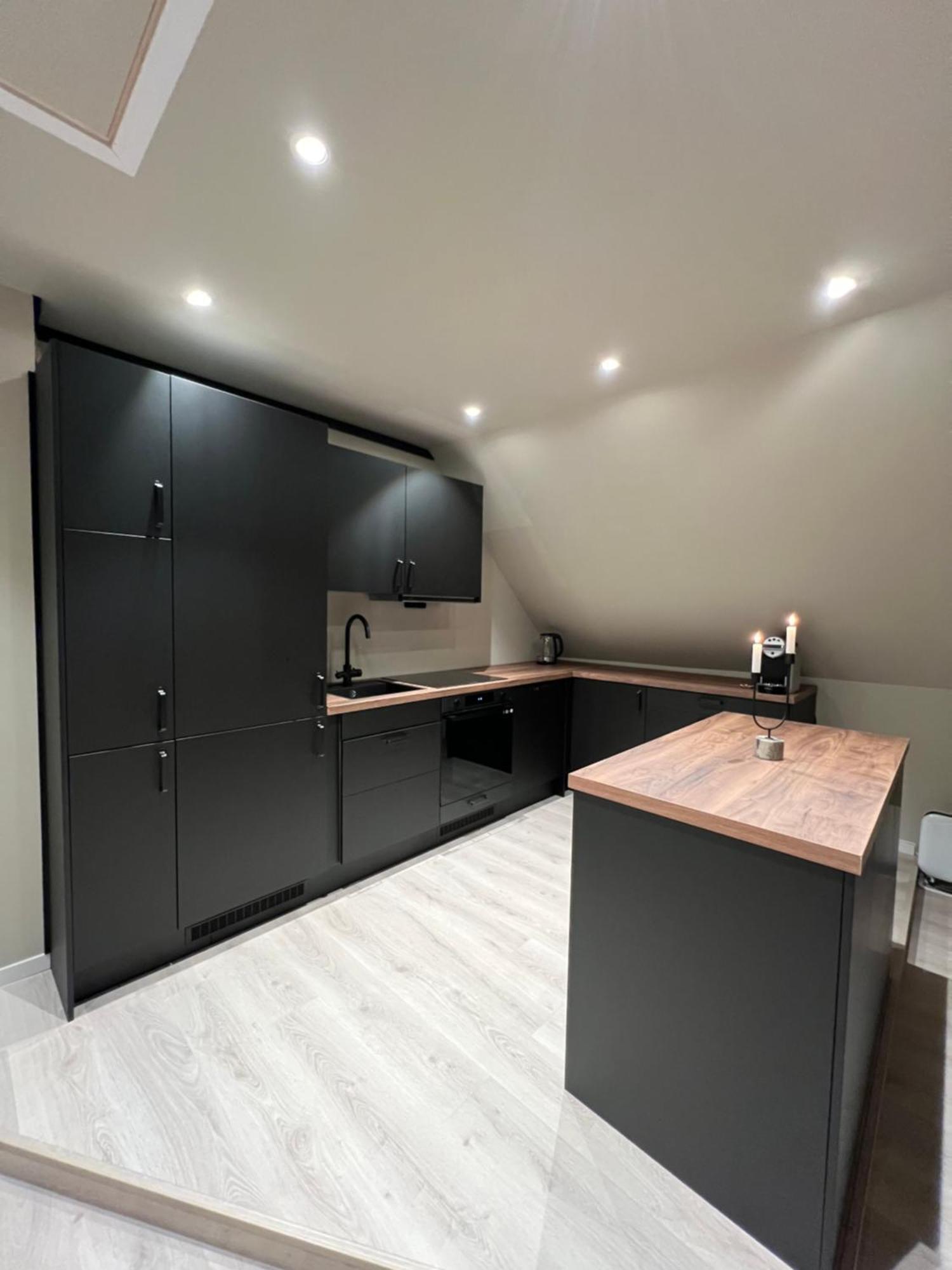 Central Apartment In Svolvær Extérieur photo